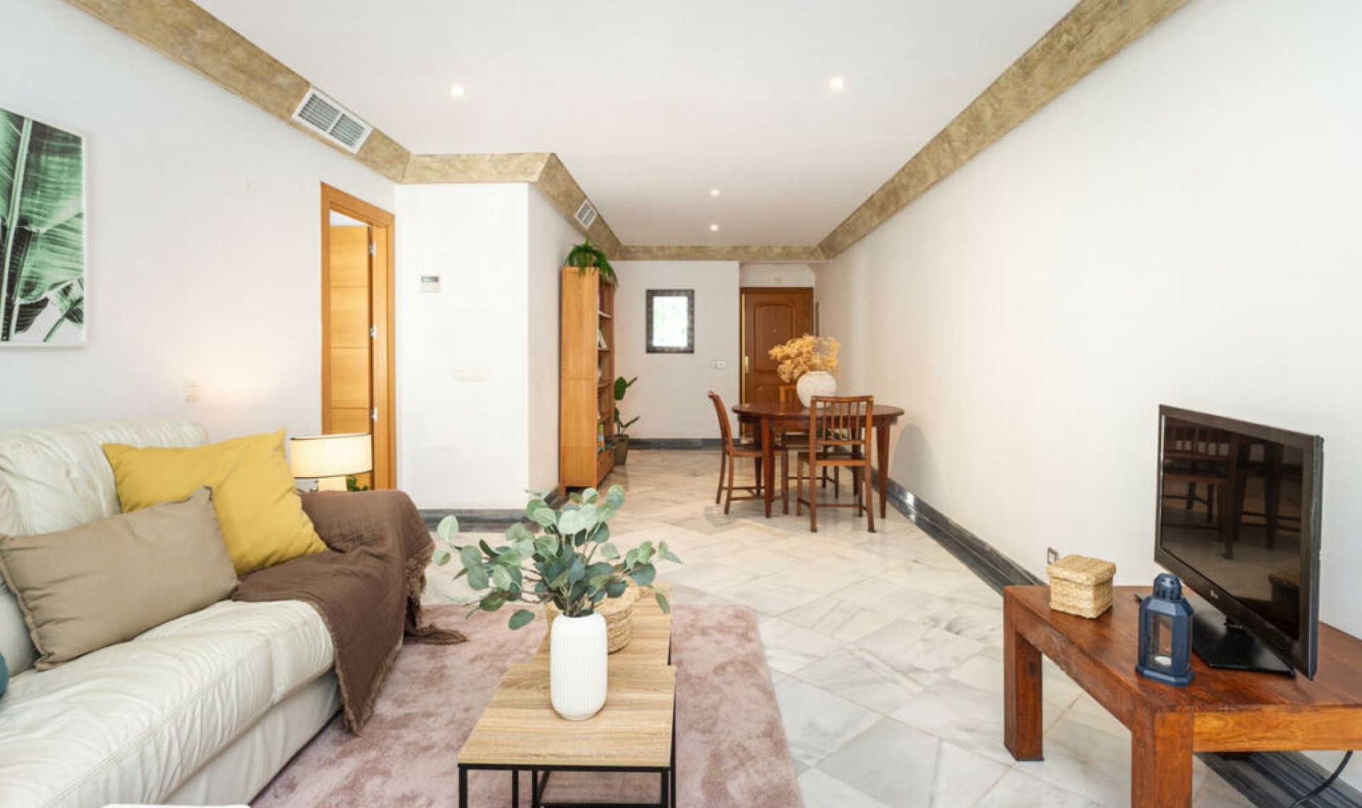Resale - Apartment -
Marbella