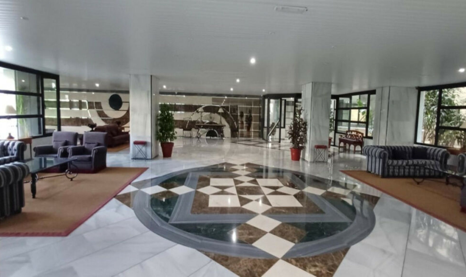 Resale - Apartment -
Marbella
