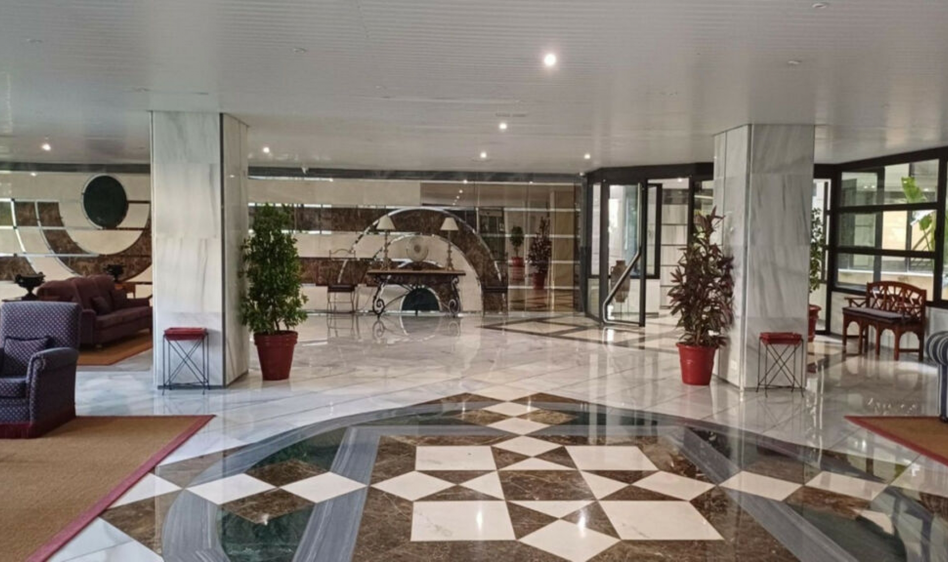 Resale - Apartment -
Marbella