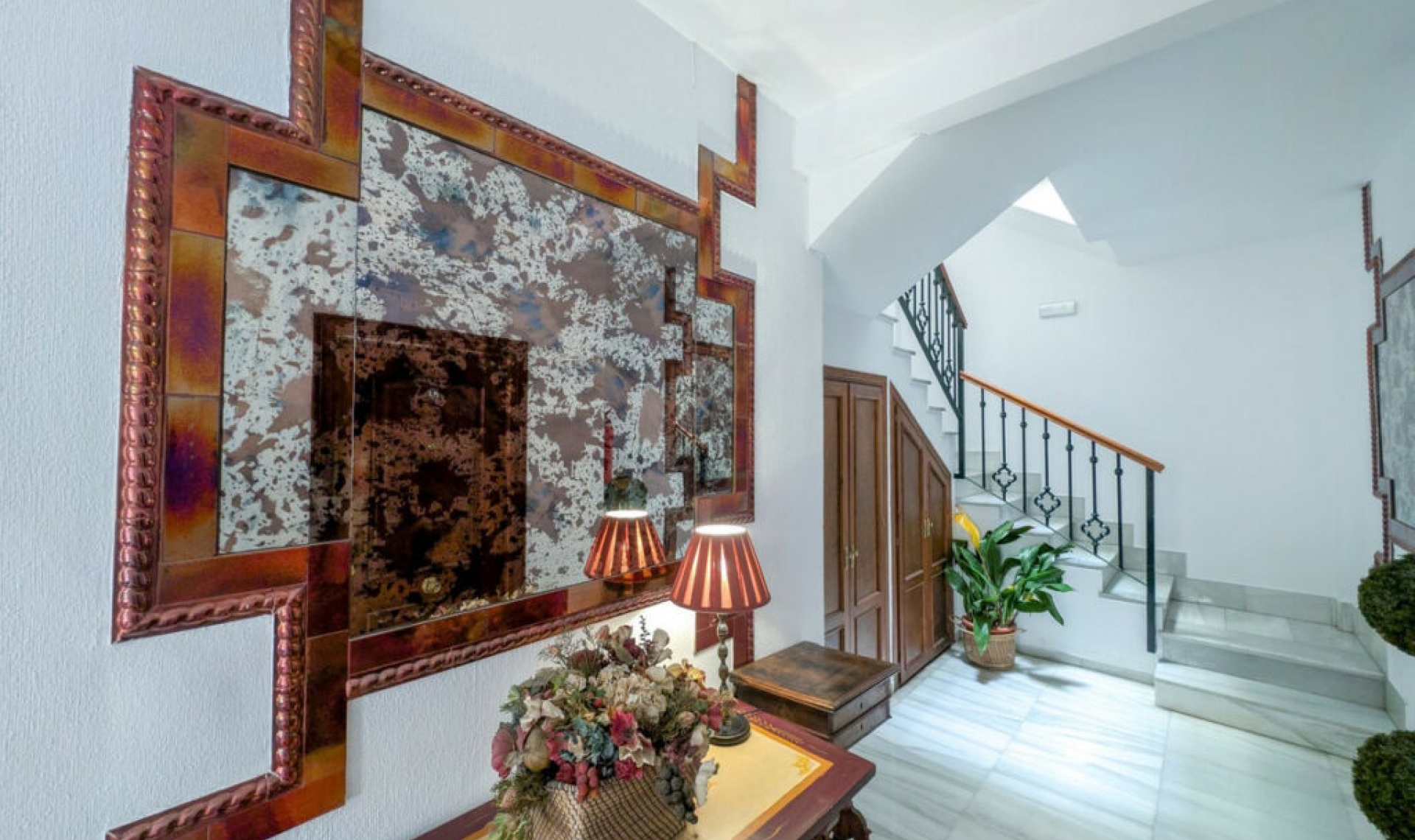 Resale - Apartment -
Marbella