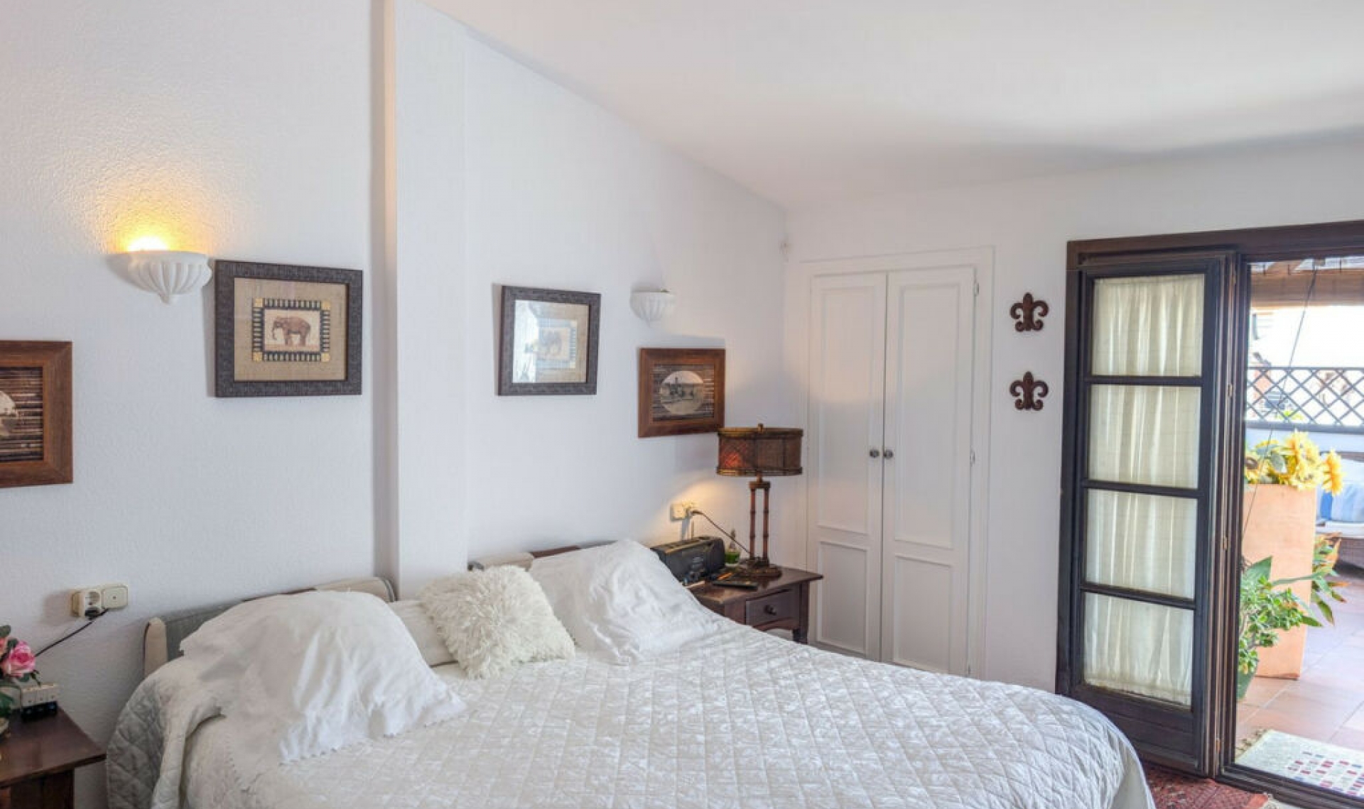 Resale - Apartment -
Marbella