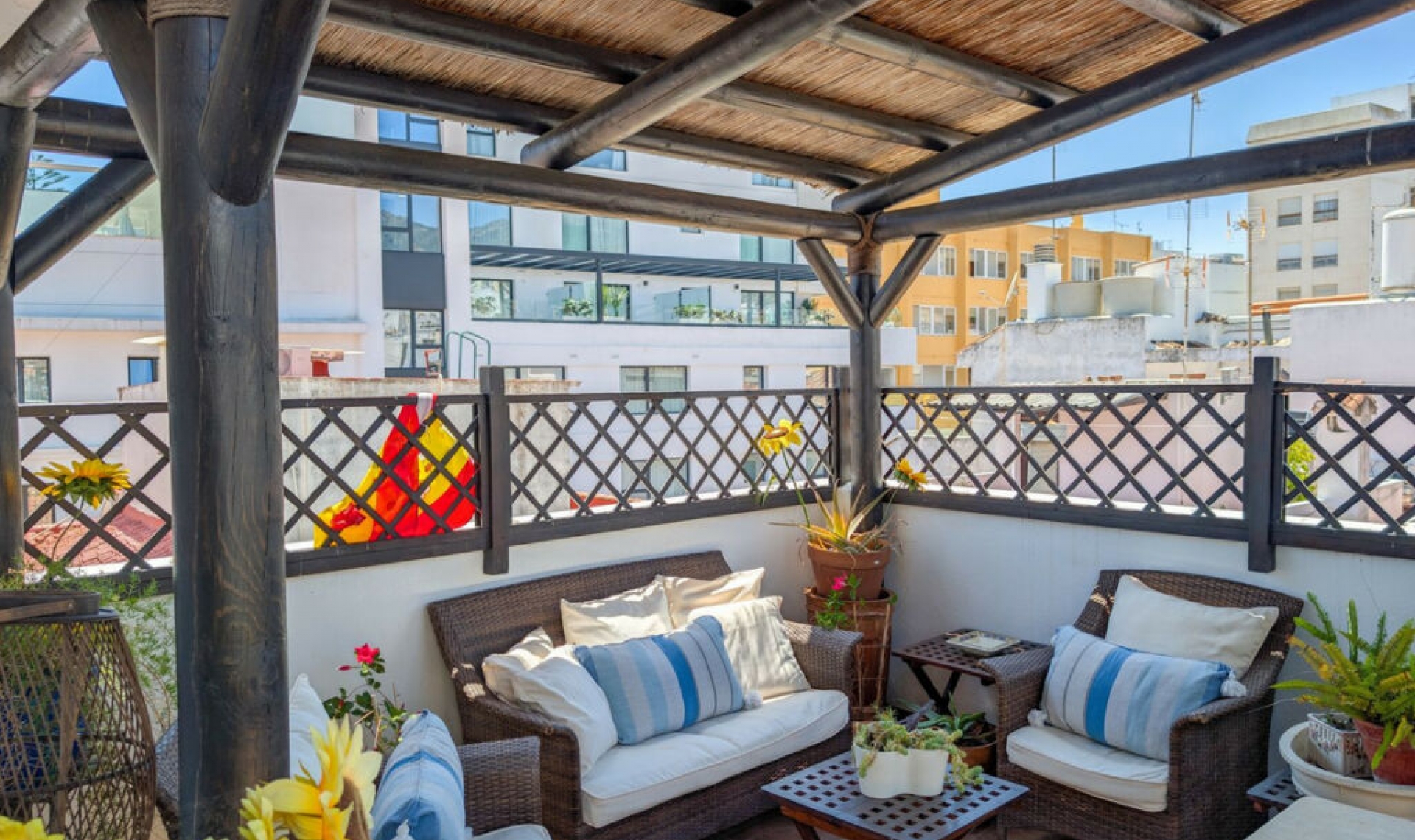 Resale - Apartment -
Marbella