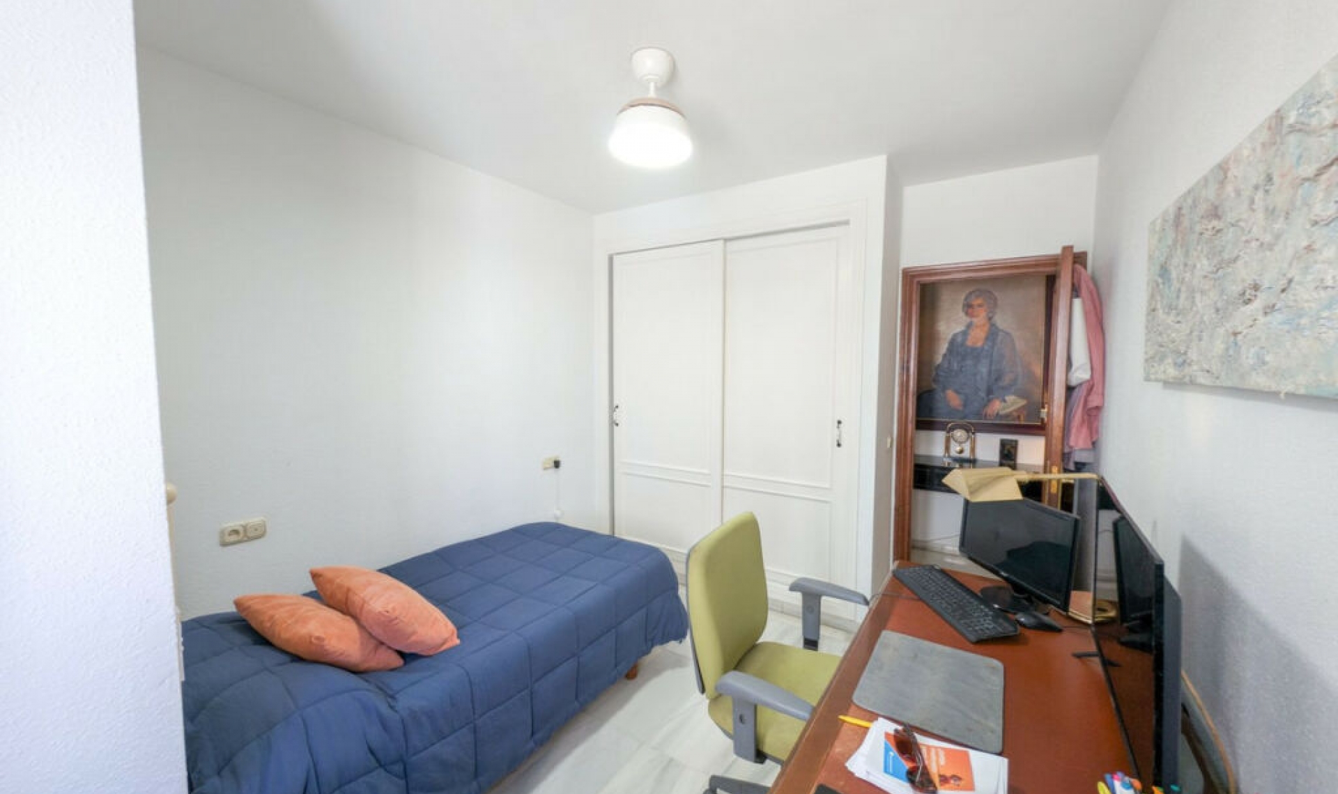 Resale - Apartment -
Marbella