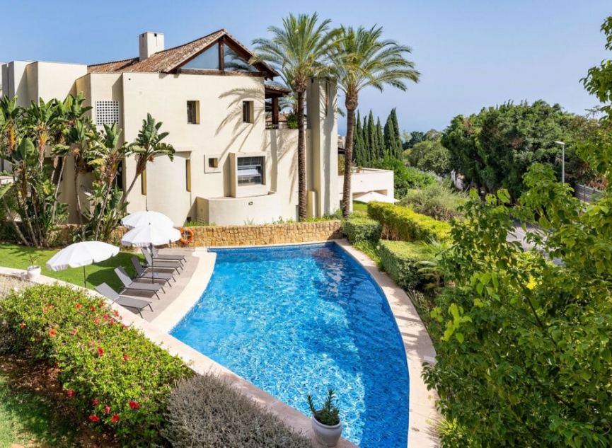 Resale - Apartment -
Marbella