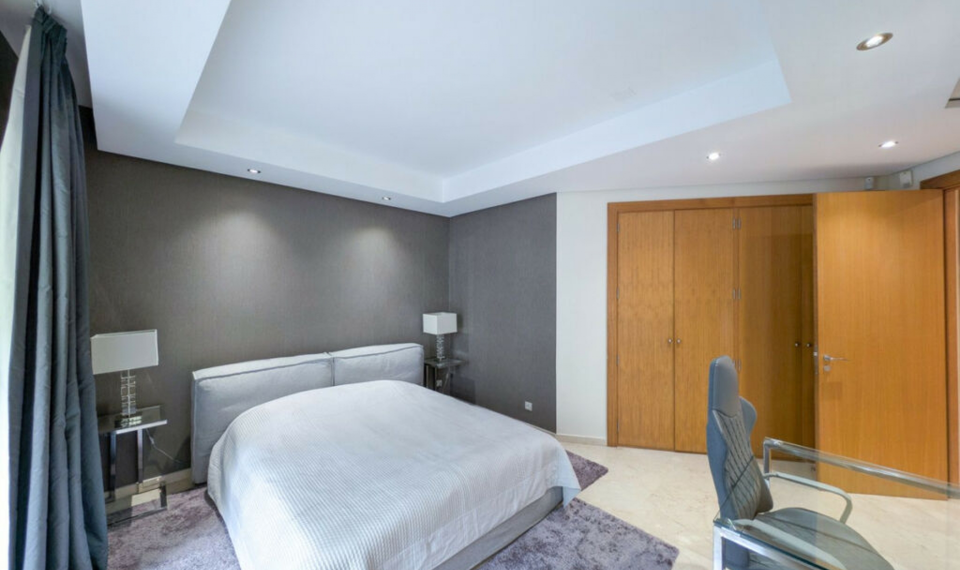 Resale - Apartment -
Marbella