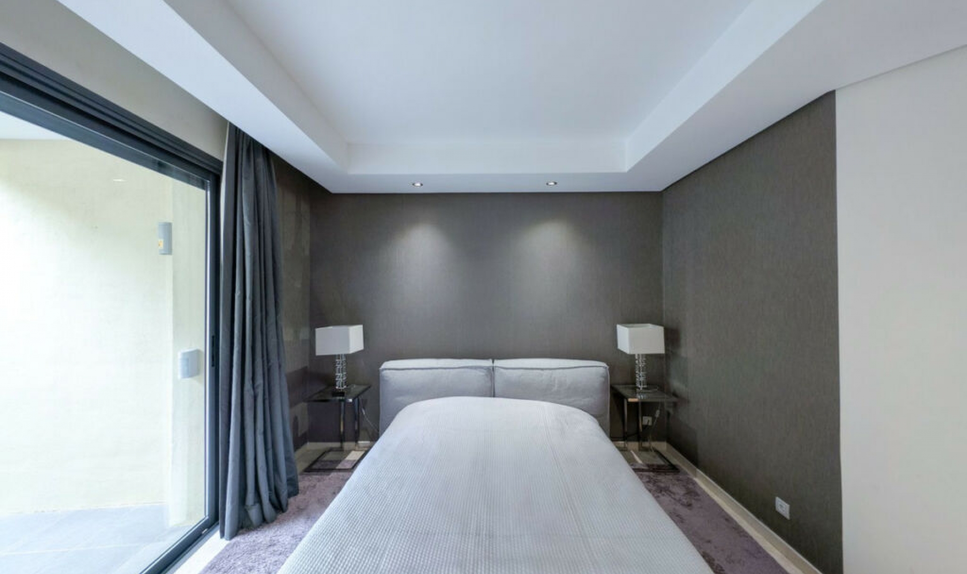 Resale - Apartment -
Marbella