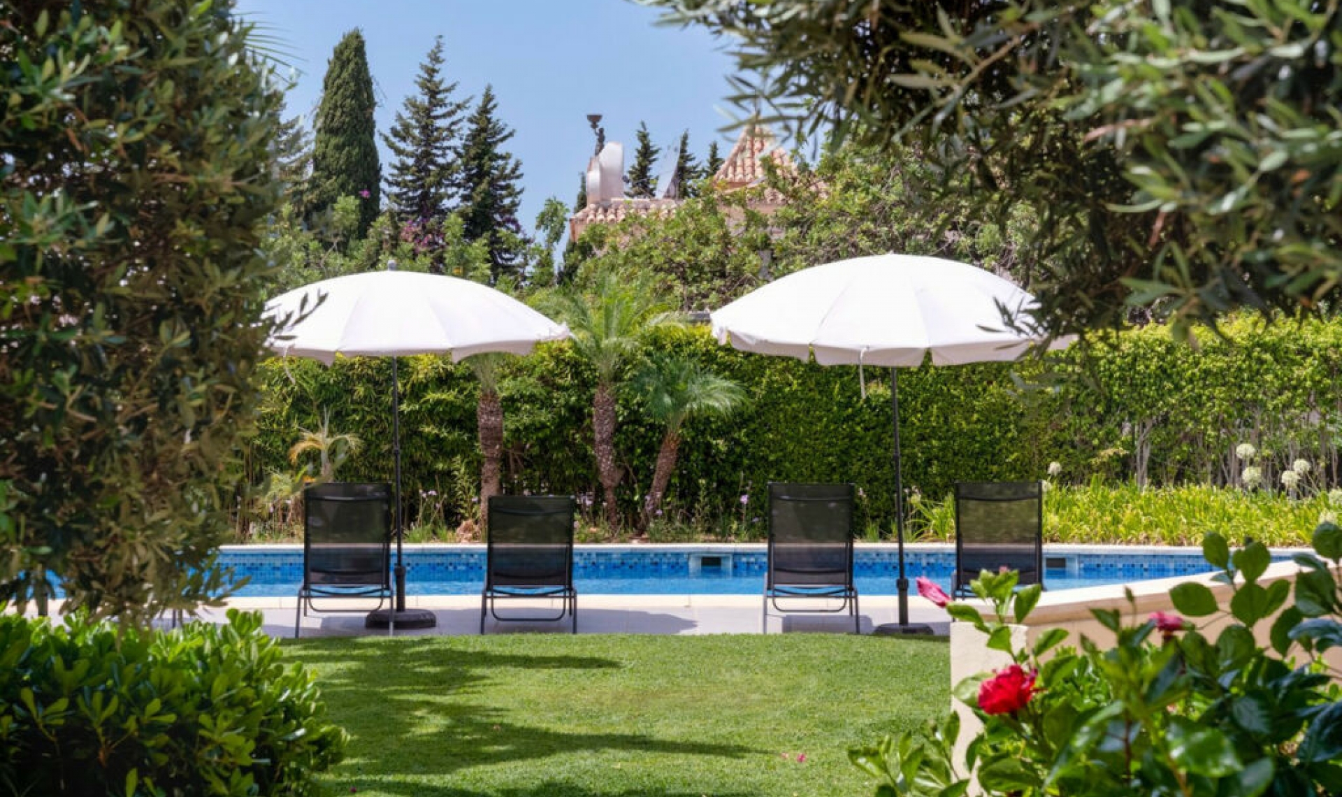 Resale - Apartment -
Marbella