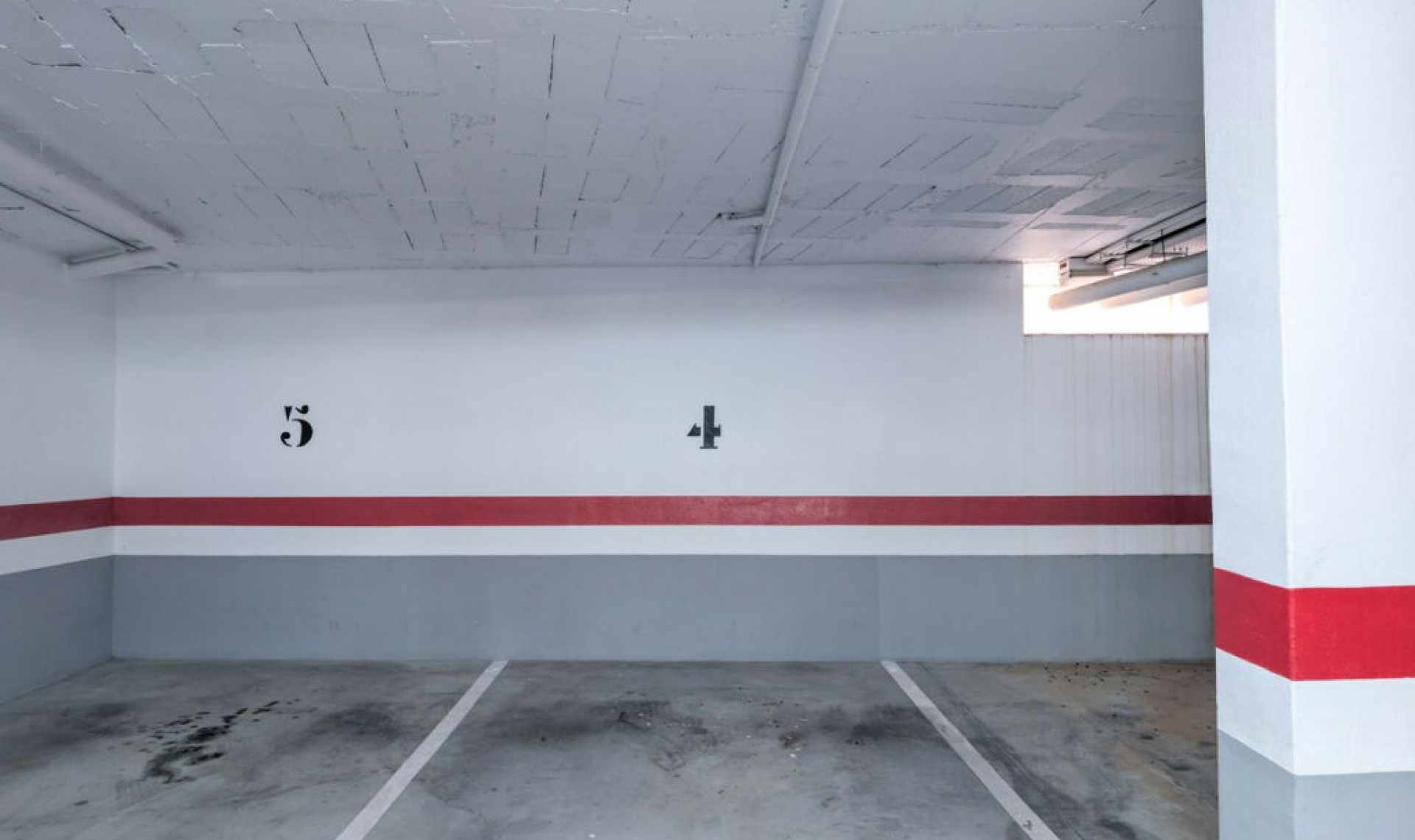 Resale - Apartment -
Marbella