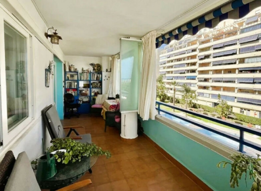 Resale - Apartment -
Marbella