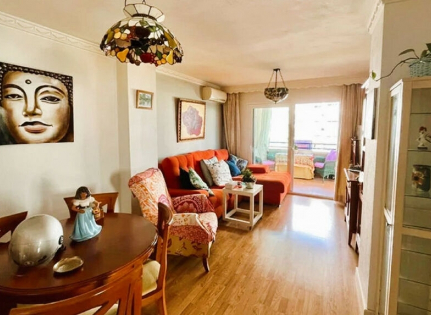 Resale - Apartment -
Marbella