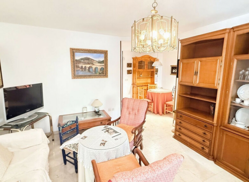 Resale - Apartment -
Marbella
