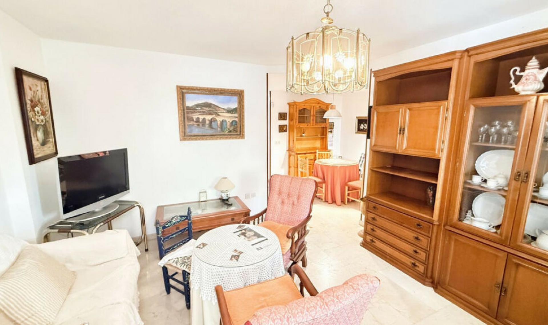 Resale - Apartment -
Marbella