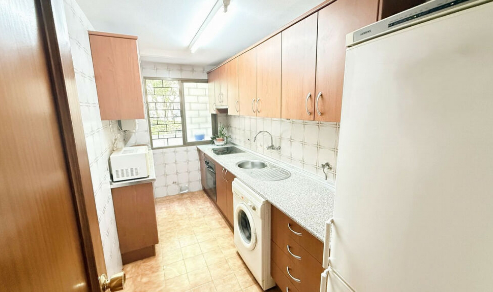 Resale - Apartment -
Marbella