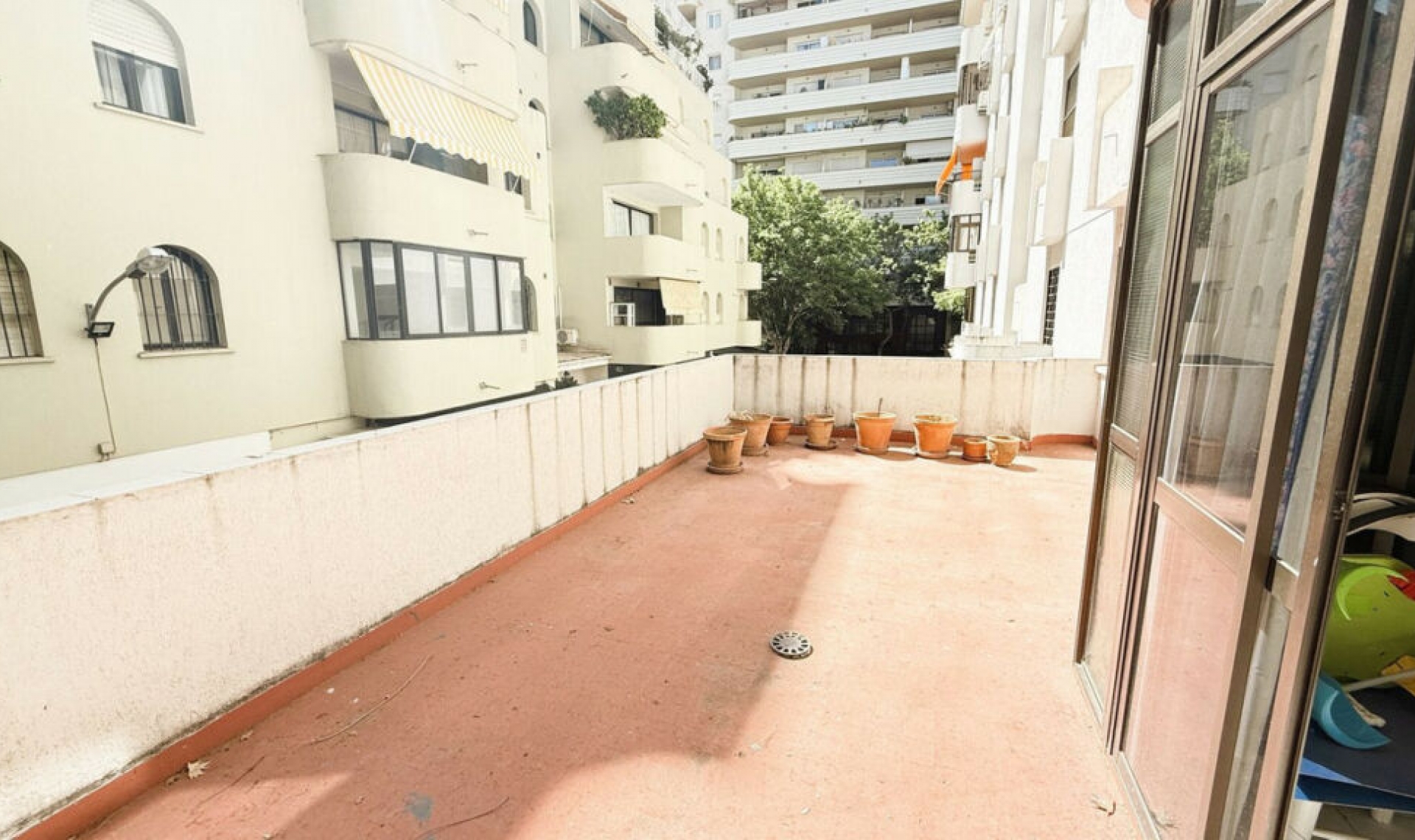 Resale - Apartment -
Marbella