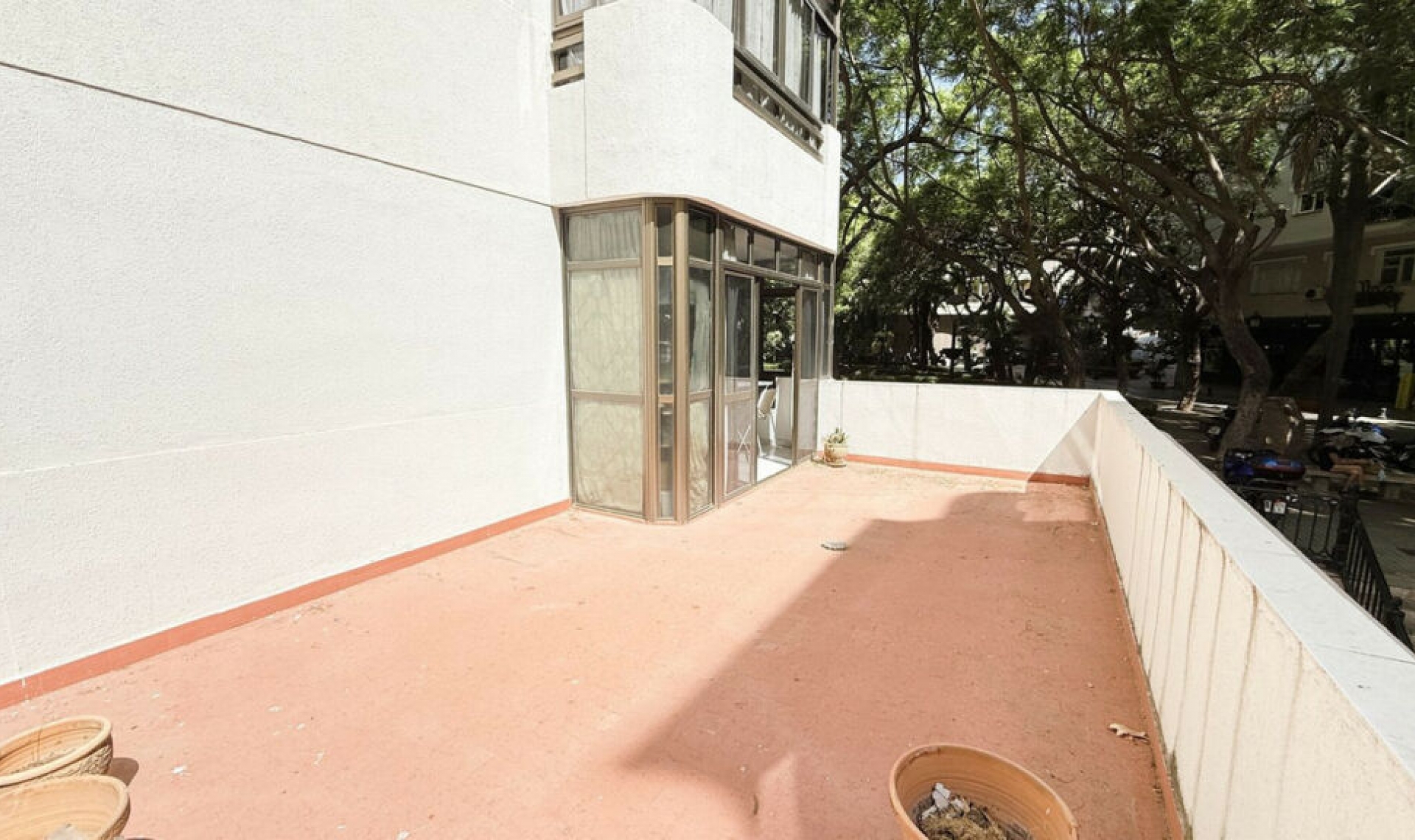 Resale - Apartment -
Marbella