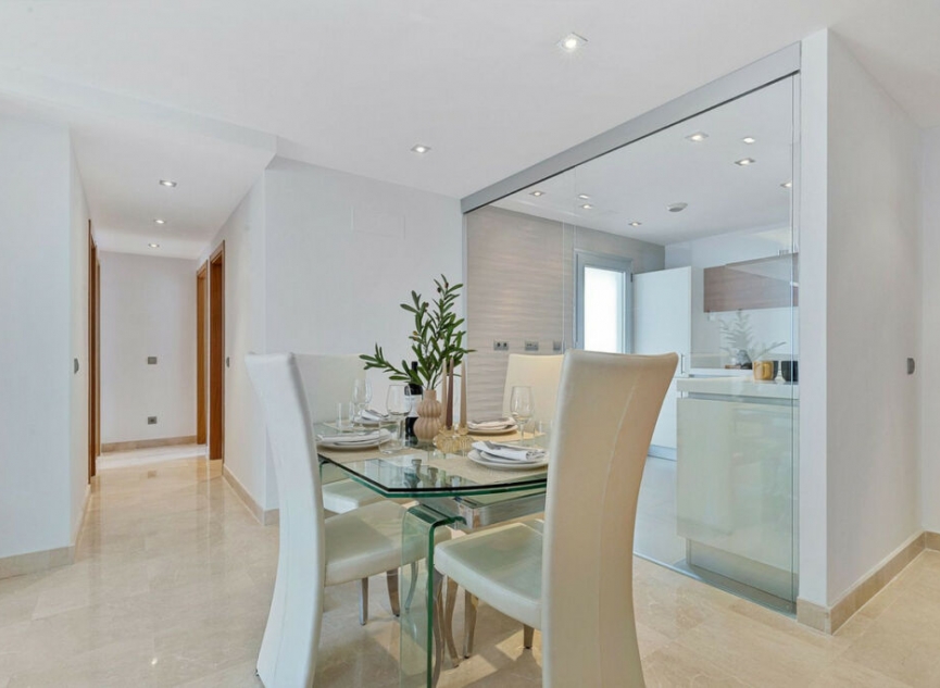 Resale - Apartment -
Marbella