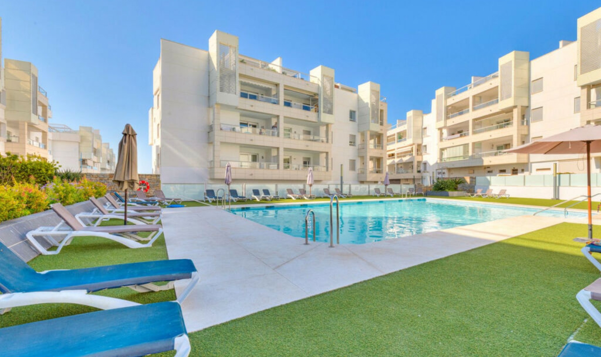 Resale - Apartment -
Marbella
