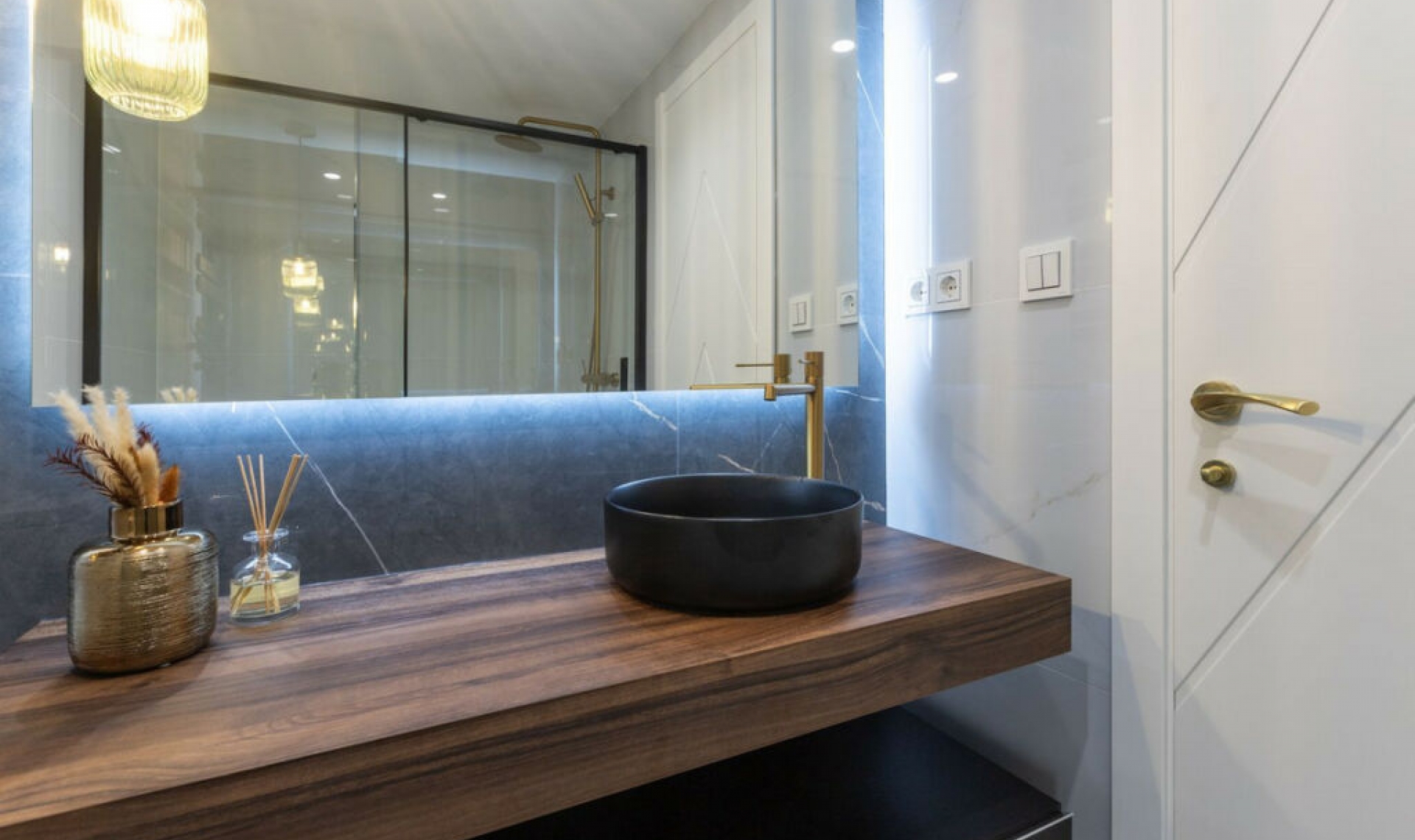 Resale - Apartment -
Marbella