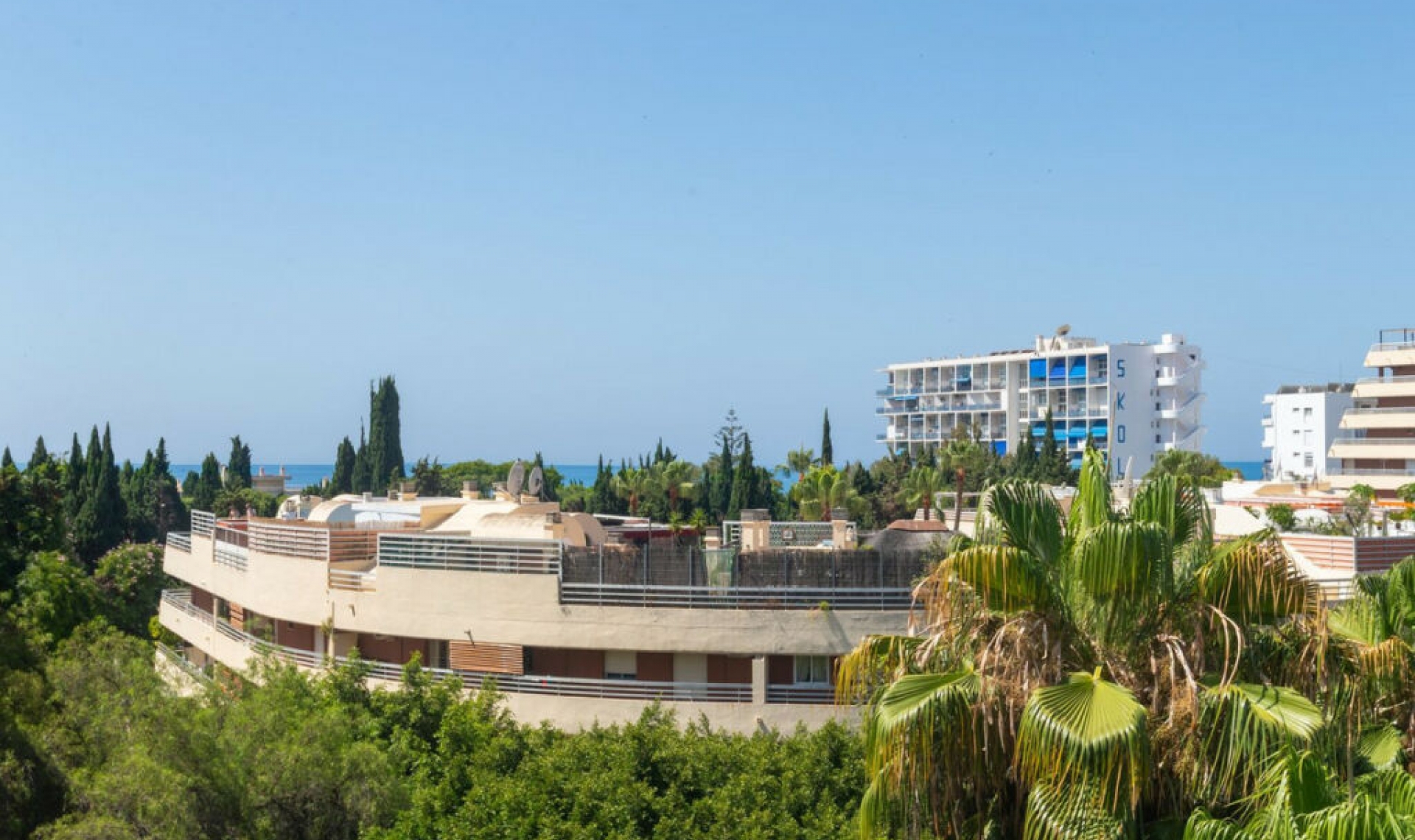 Resale - Apartment -
Marbella