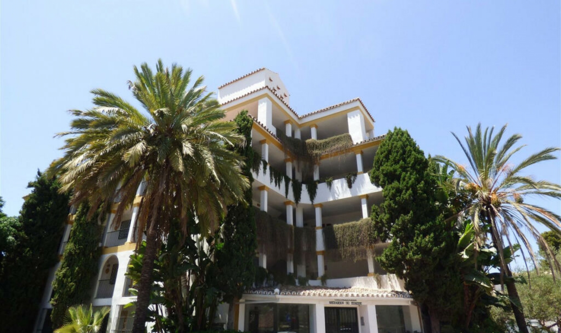 Resale - Apartment -
Marbella
