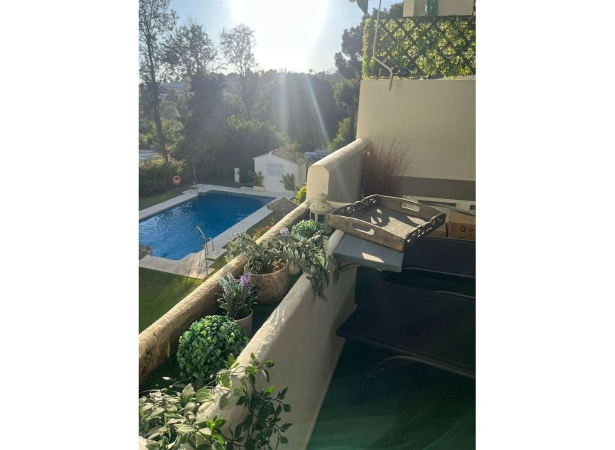 Resale - Apartment -
Marbella