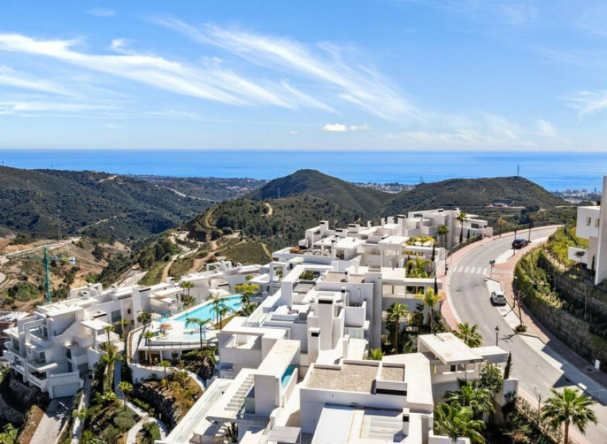Resale - Apartment -
Marbella