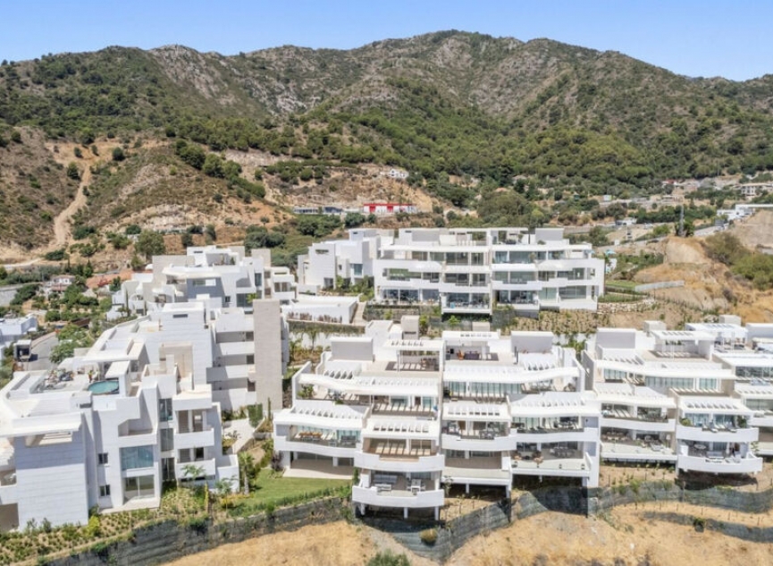 Resale - Apartment -
Marbella