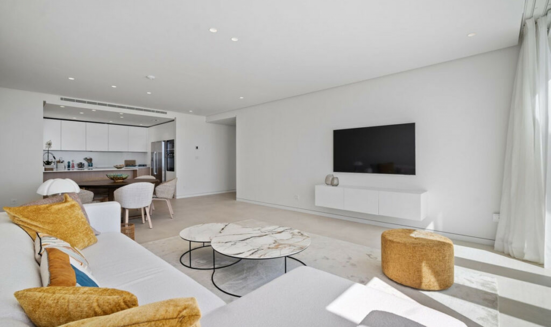 Resale - Apartment -
Marbella