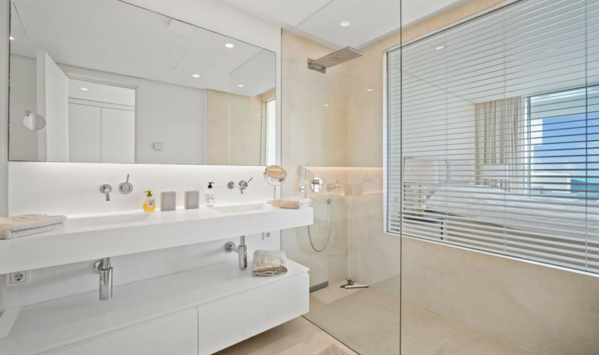 Resale - Apartment -
Marbella