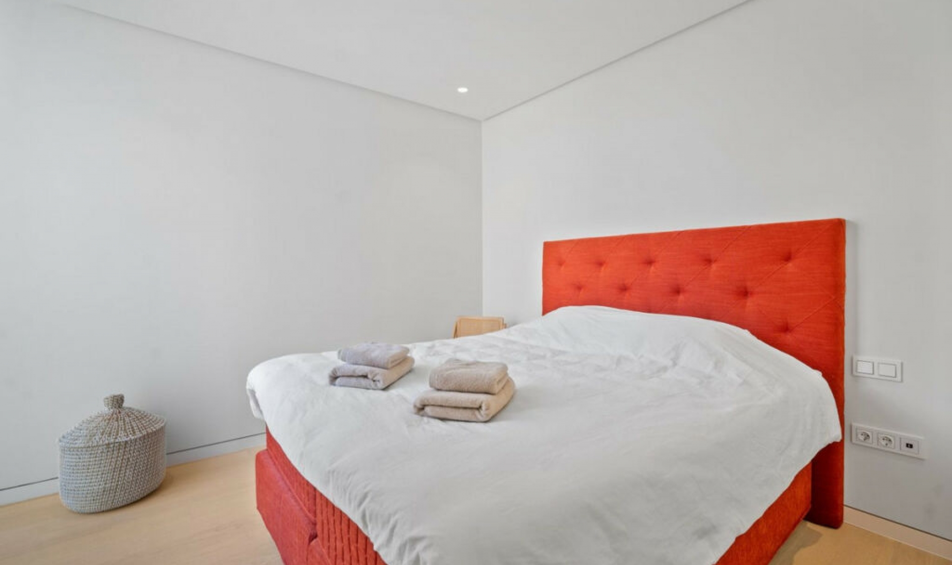 Resale - Apartment -
Marbella