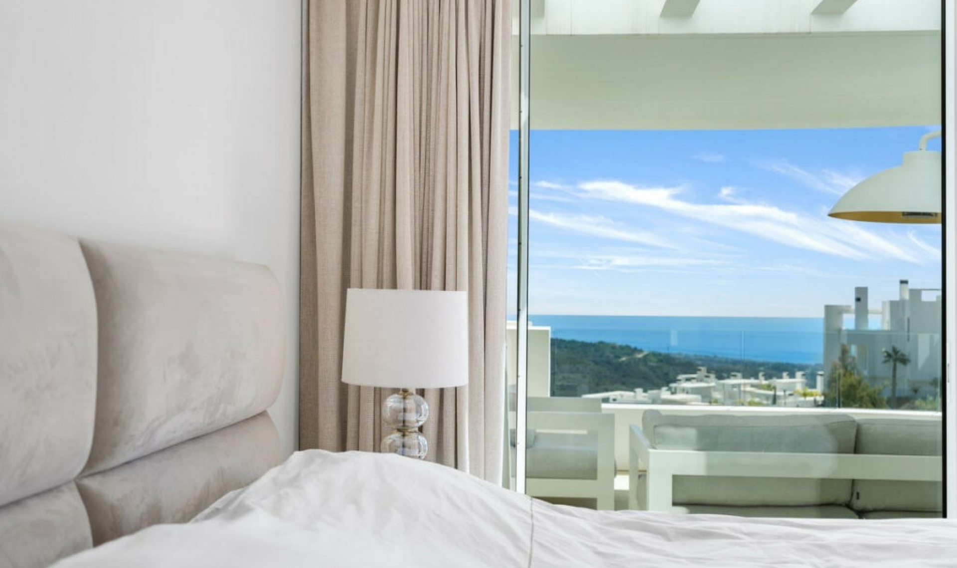 Resale - Apartment -
Marbella