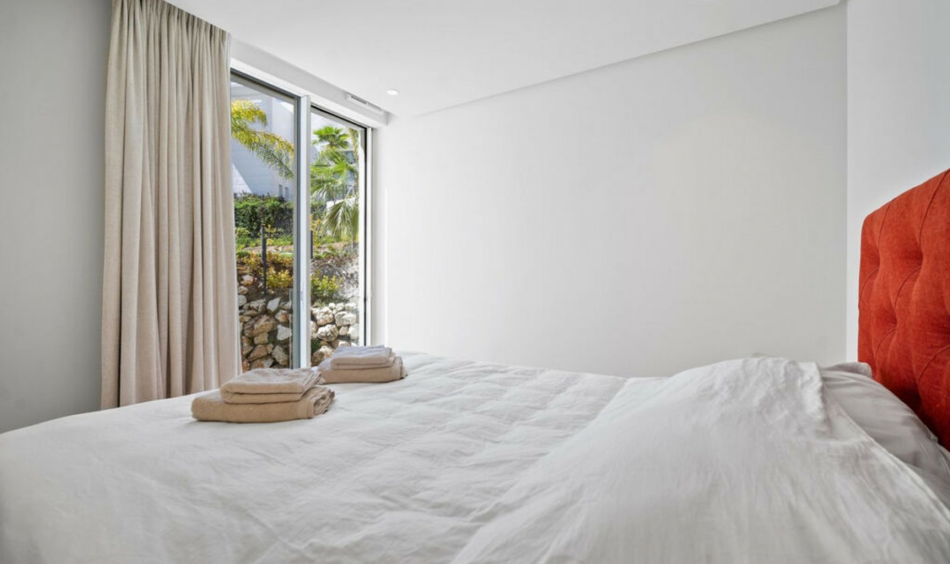 Resale - Apartment -
Marbella