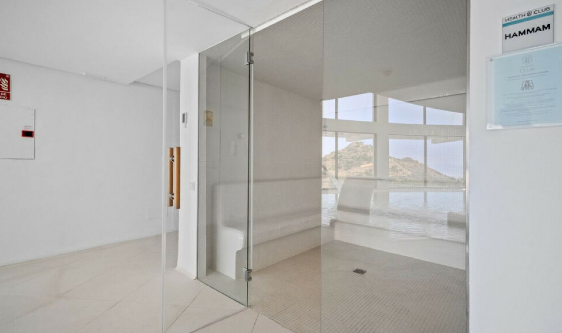 Resale - Apartment -
Marbella