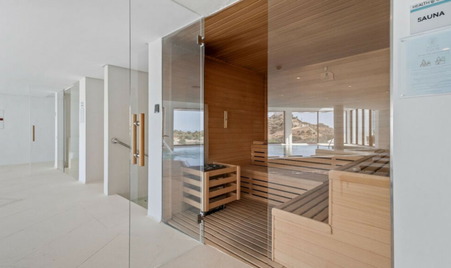 Resale - Apartment -
Marbella