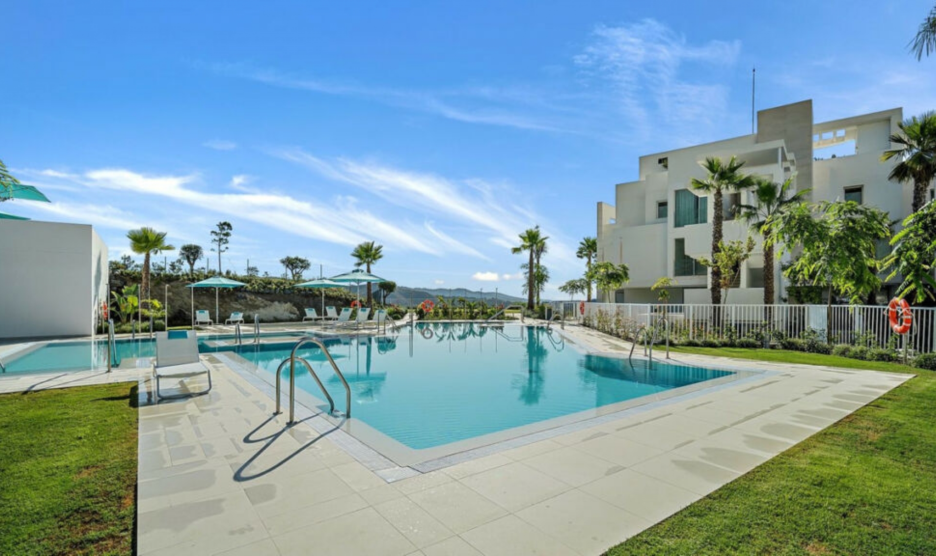 Resale - Apartment -
Marbella