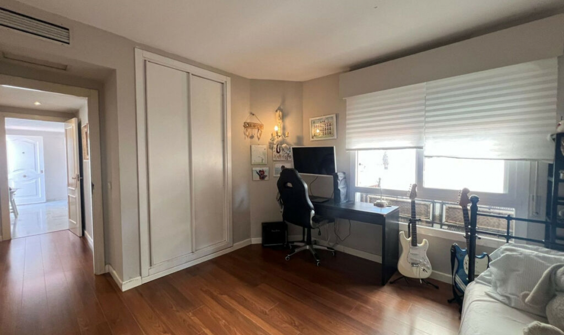 Resale - Apartment -
Marbella