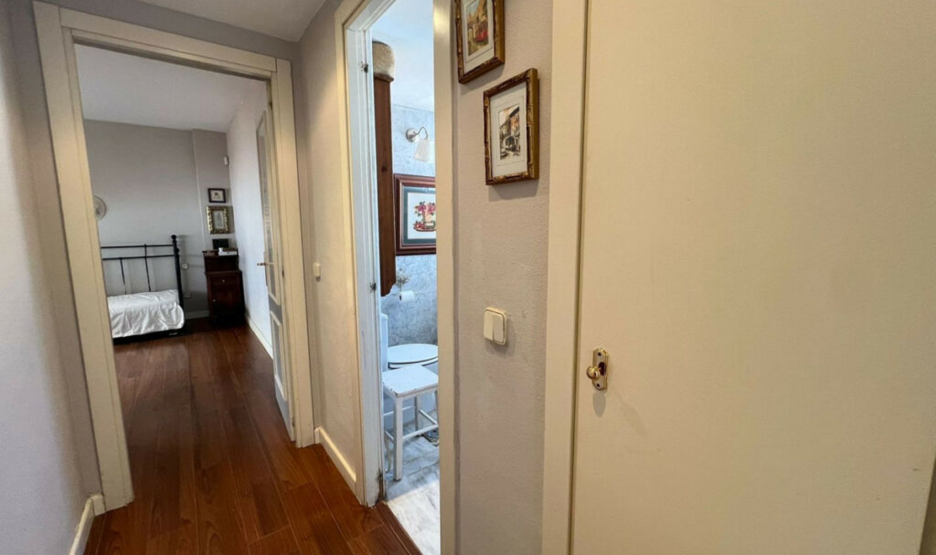 Resale - Apartment -
Marbella