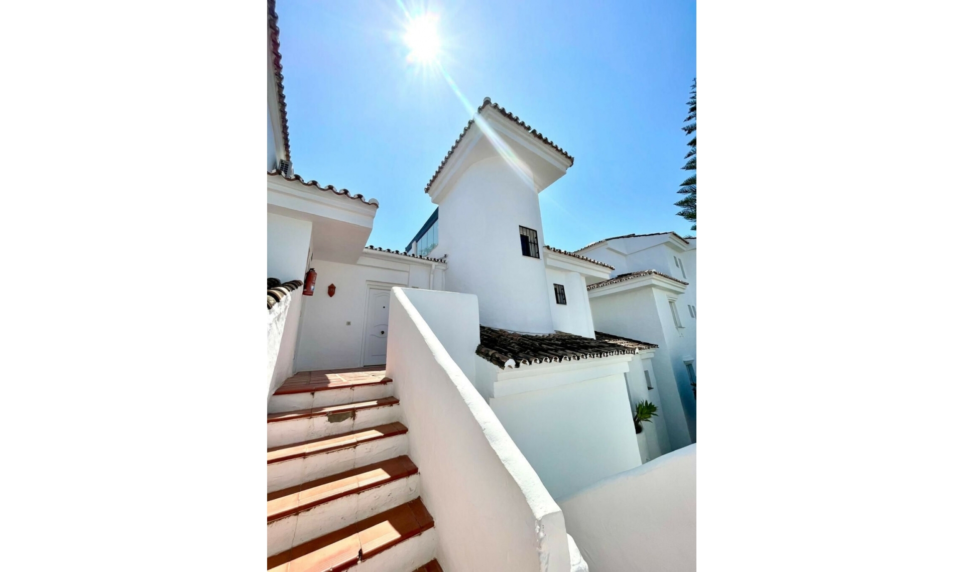 Resale - Apartment -
Marbella