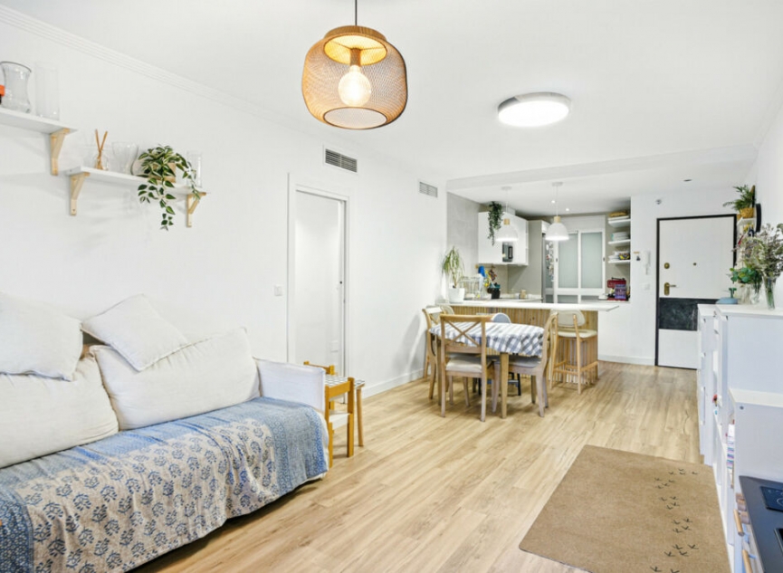 Resale - Apartment -
Marbella