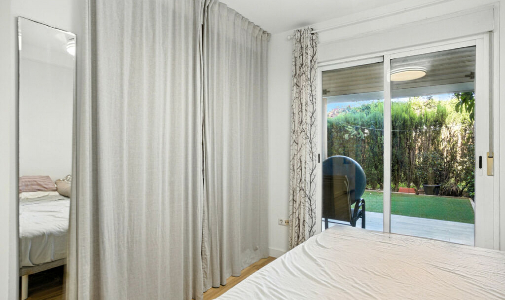Resale - Apartment -
Marbella