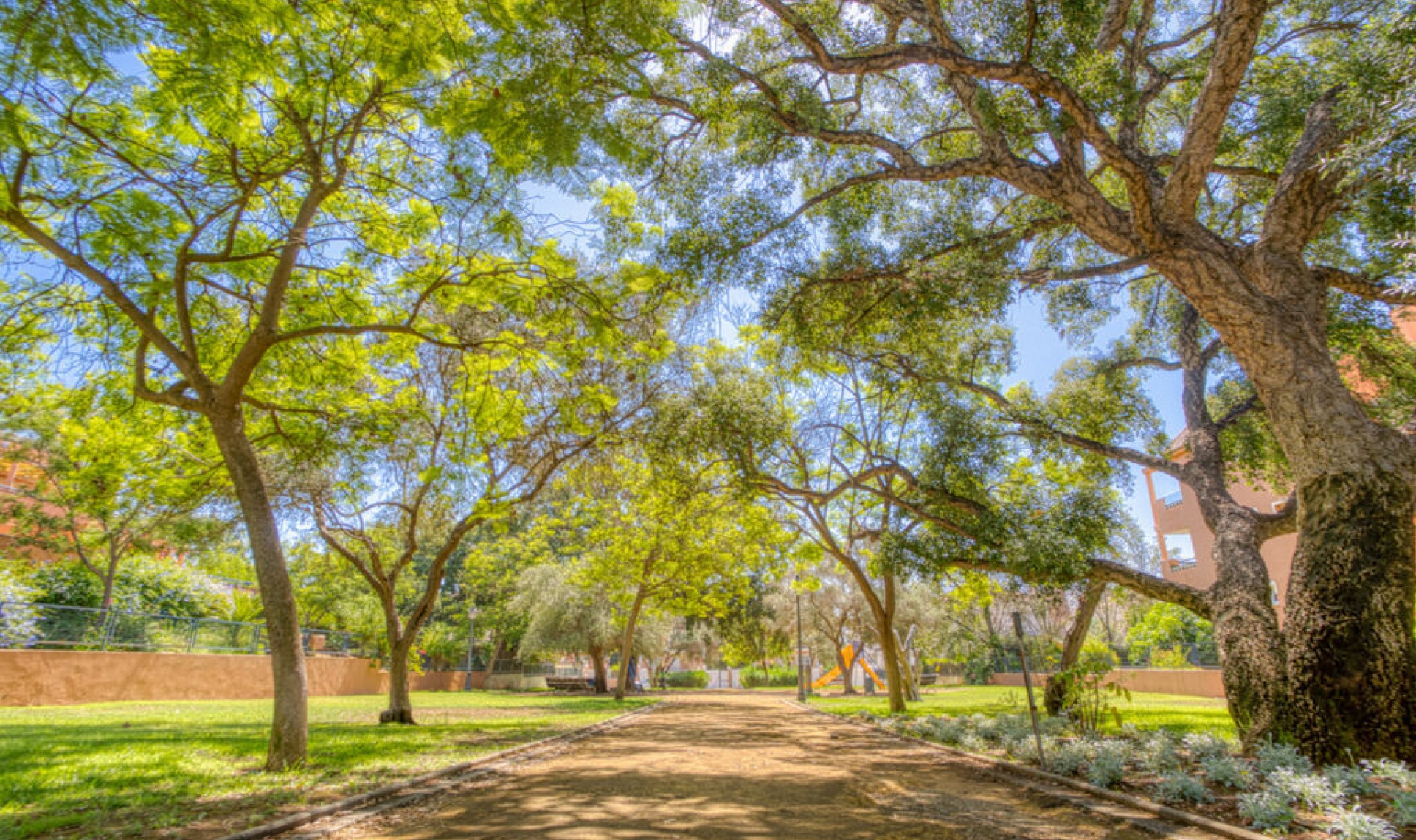 Resale - Apartment -
Marbella