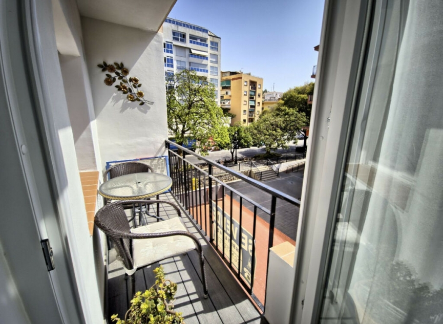 Resale - Apartment -
Marbella