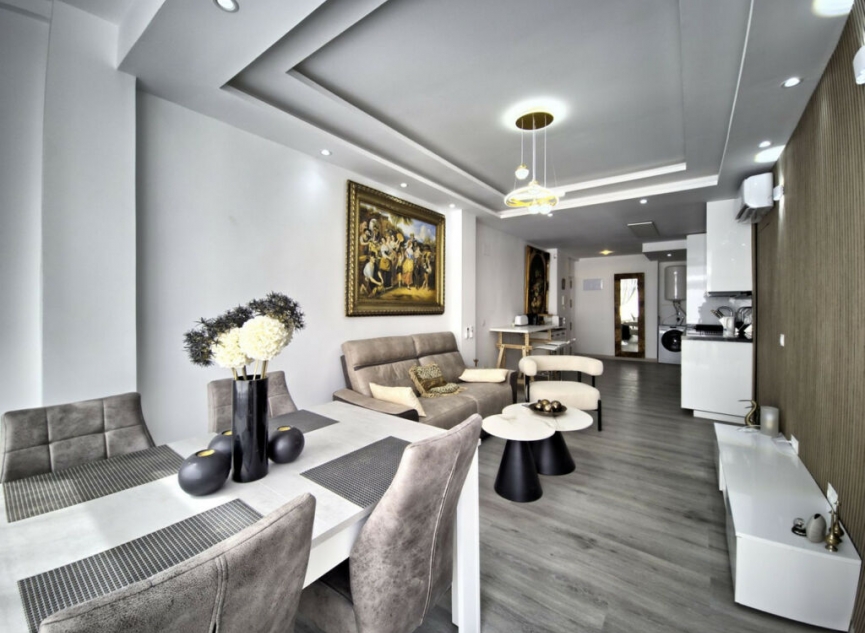 Resale - Apartment -
Marbella
