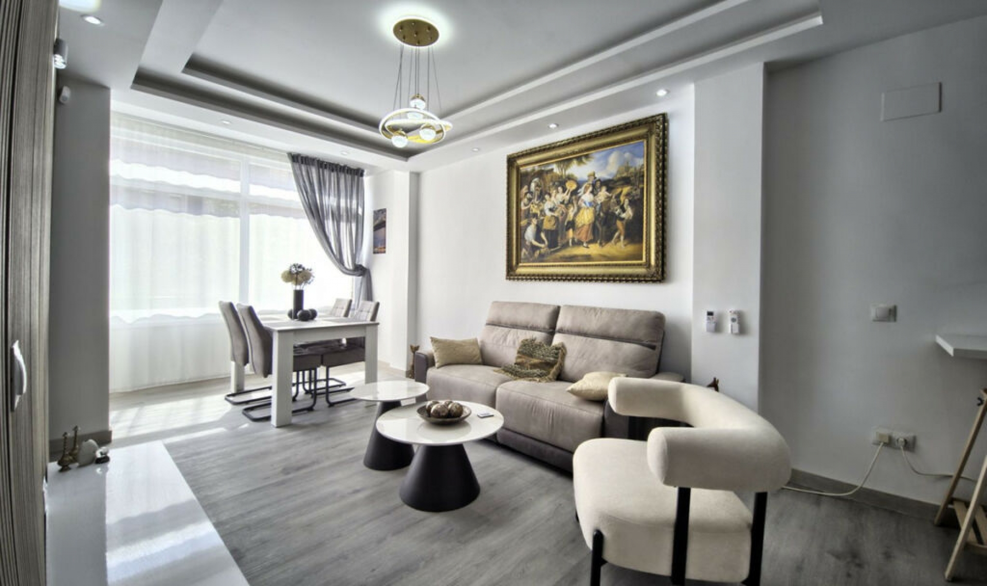 Resale - Apartment -
Marbella