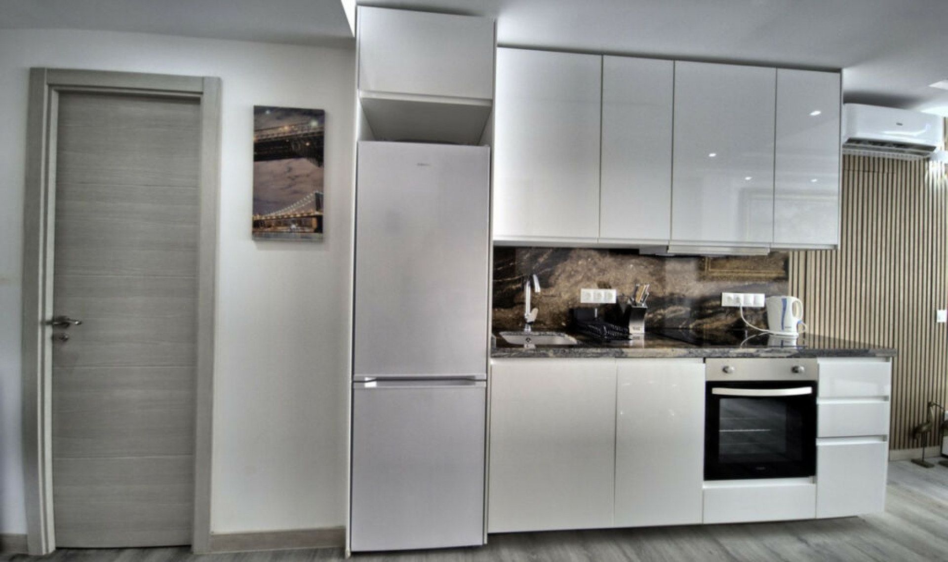 Resale - Apartment -
Marbella