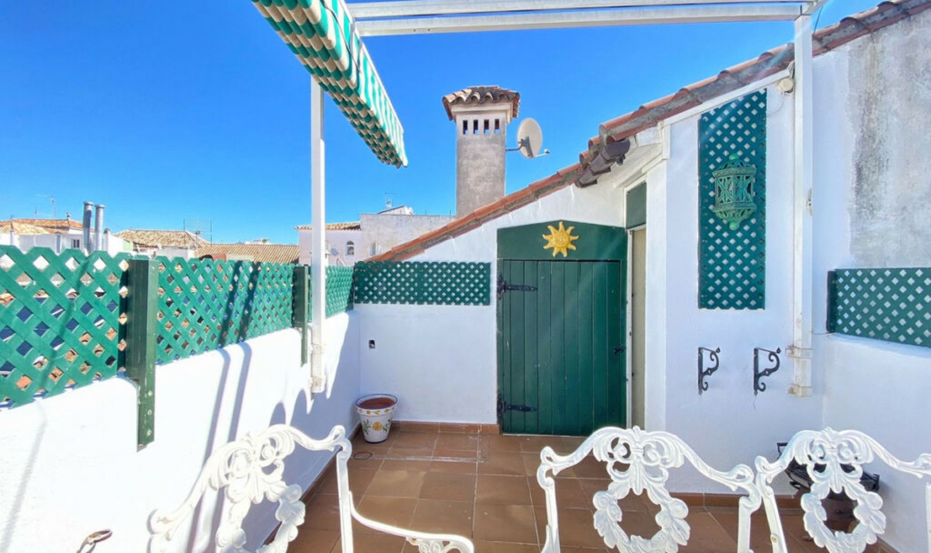 Resale - Apartment -
Marbella