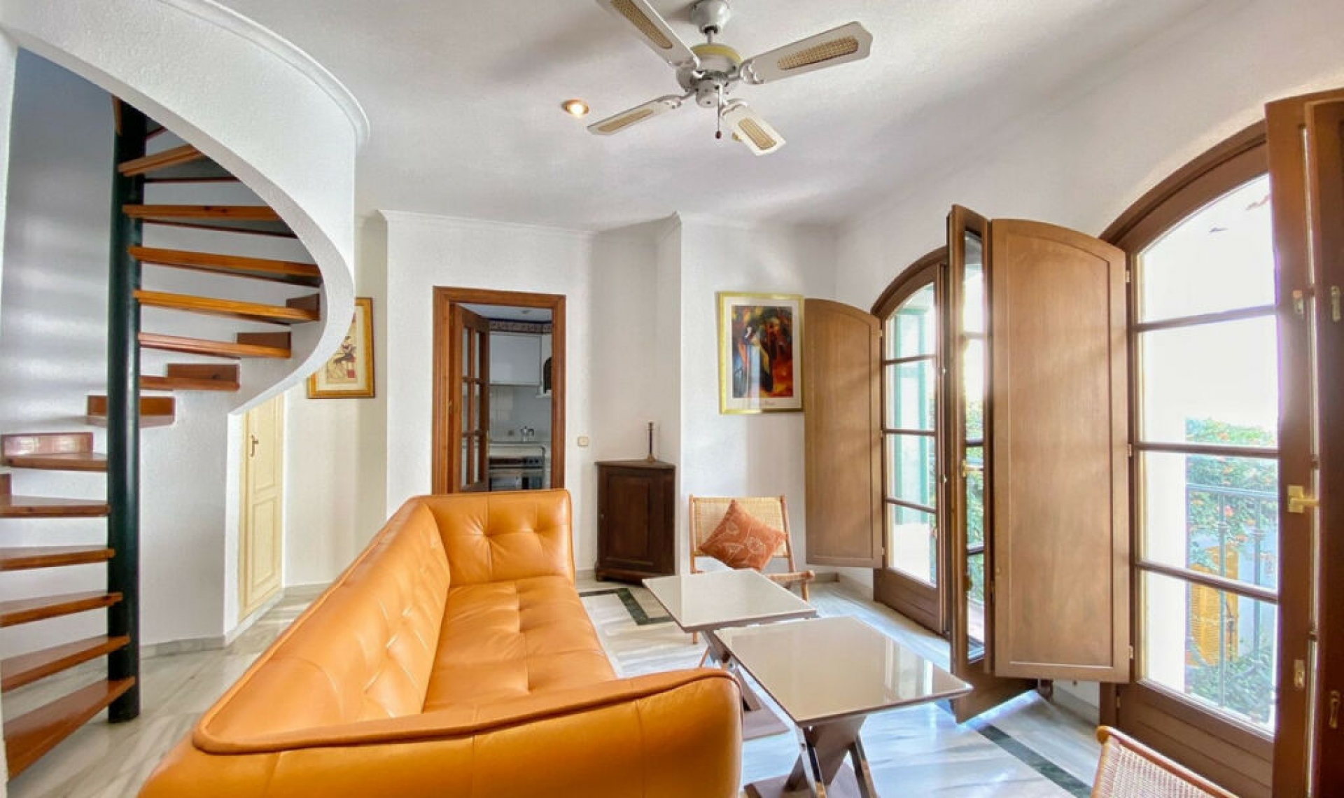 Resale - Apartment -
Marbella