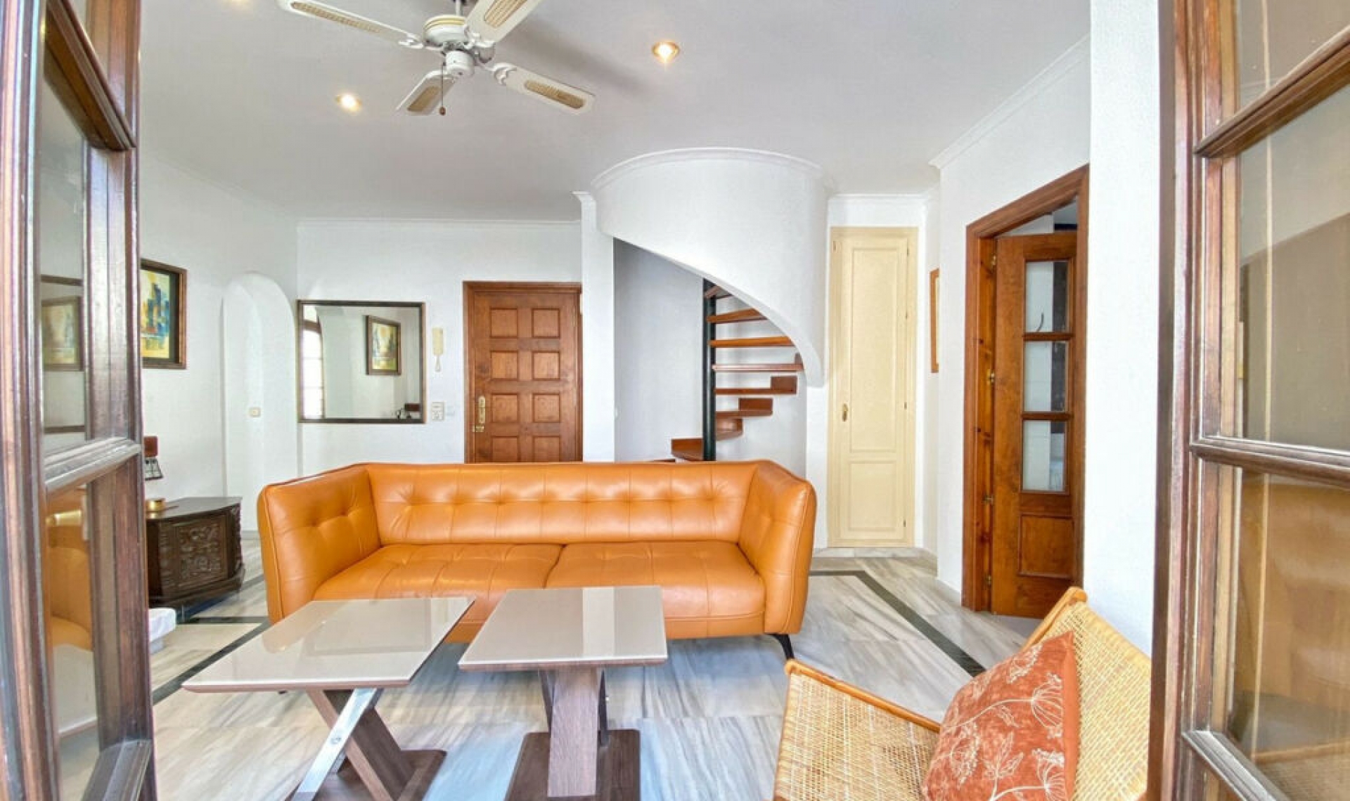 Resale - Apartment -
Marbella