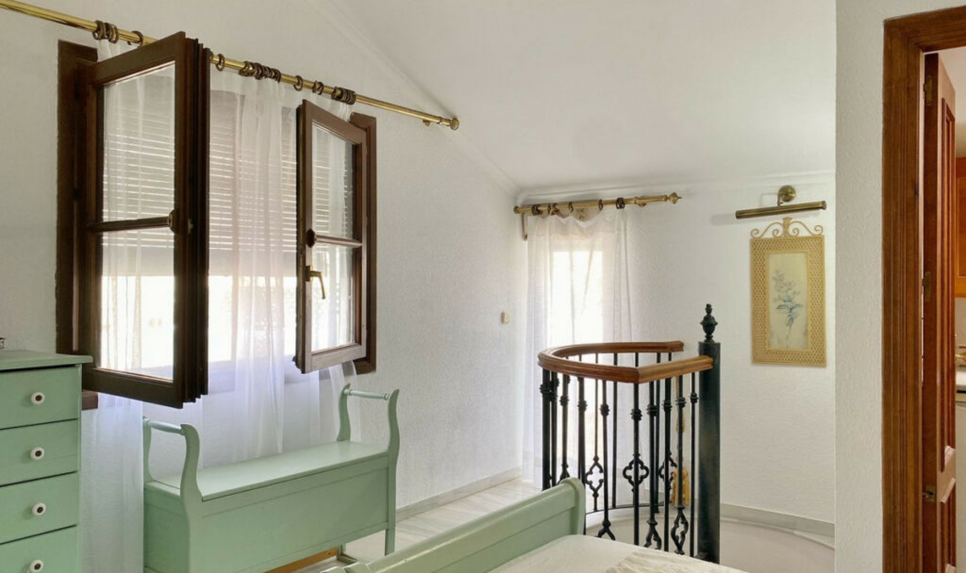 Resale - Apartment -
Marbella