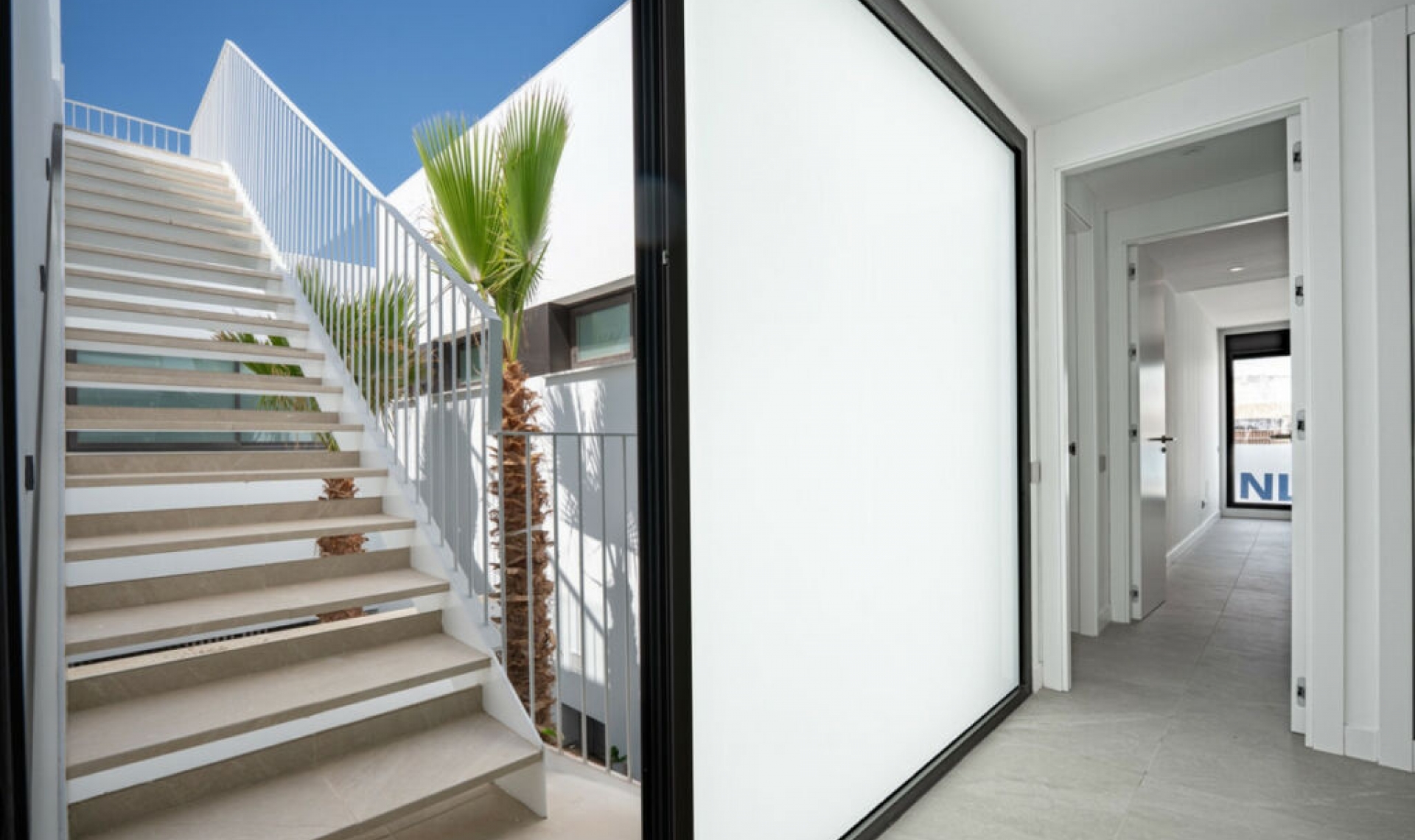 Resale - Apartment -
Marbella